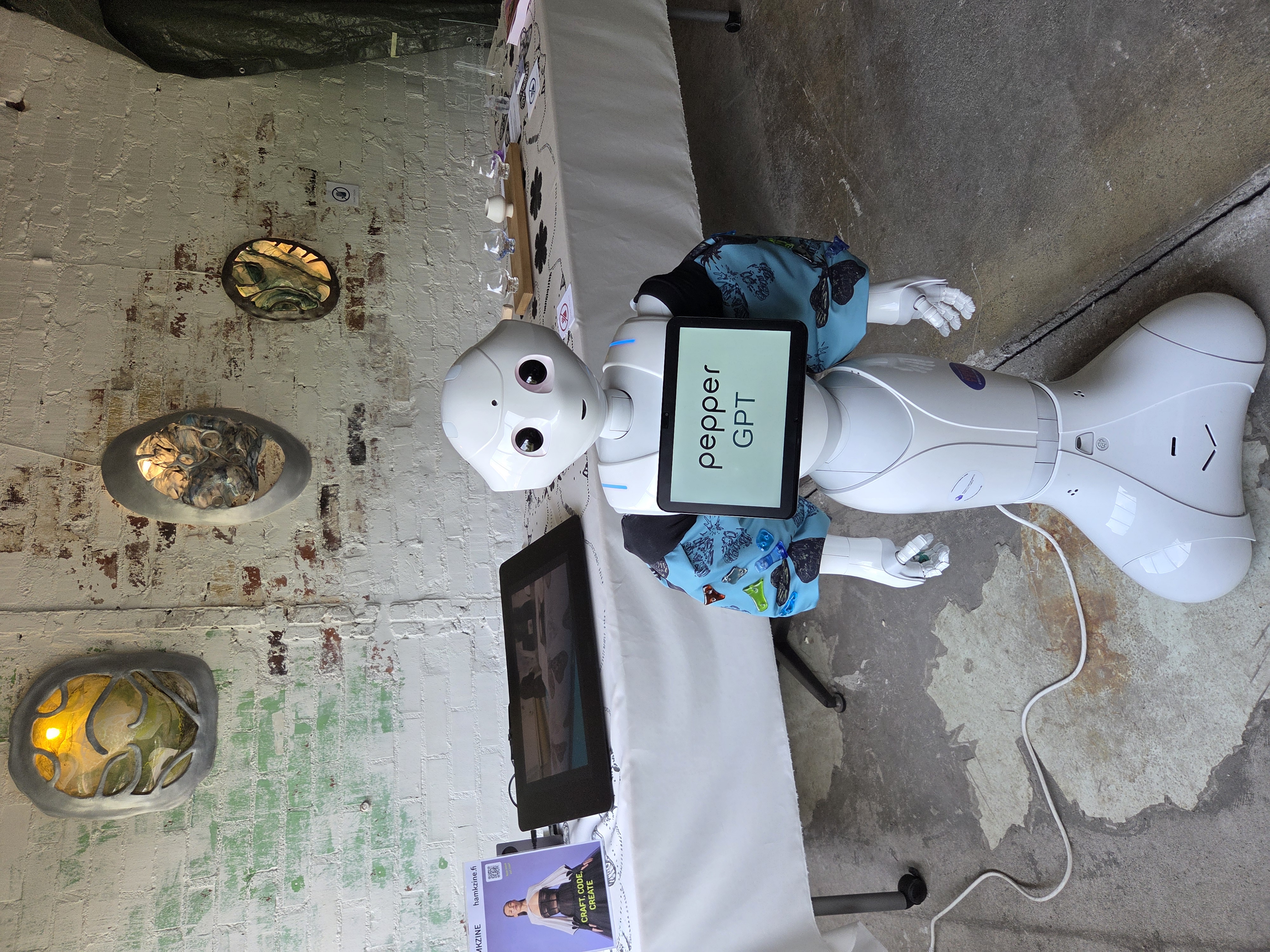 Pepper at Hyria glass festival