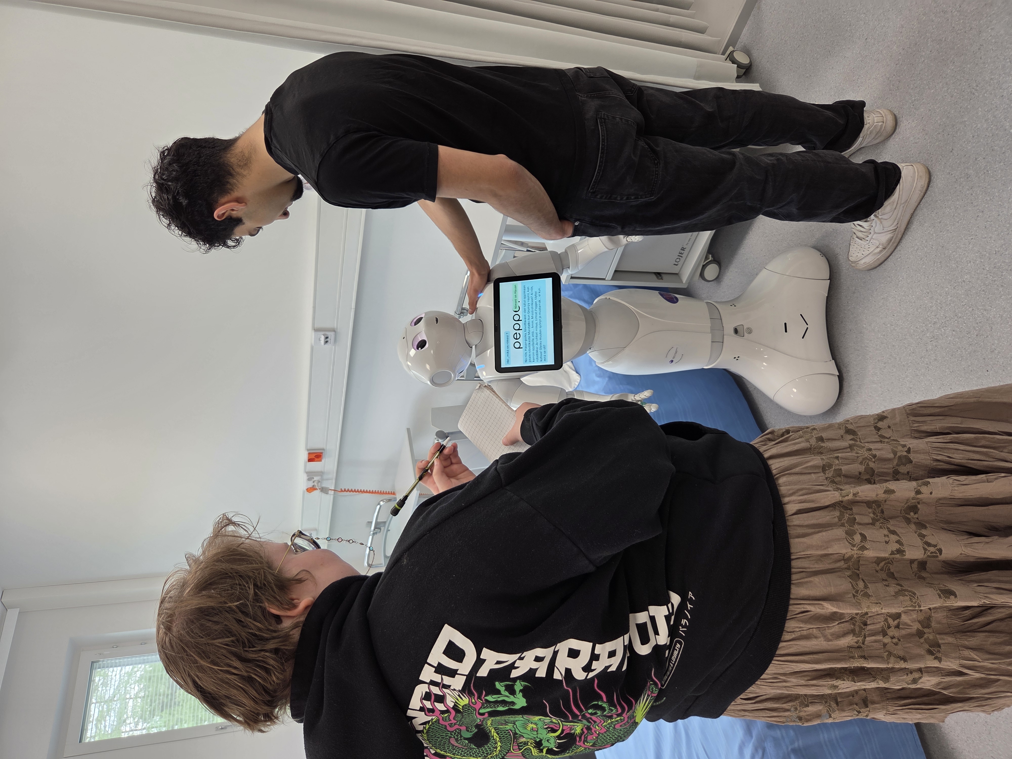 Pepper with Hyria students